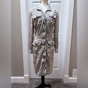 KELLY GRAHAM 💯 Silk Vintage